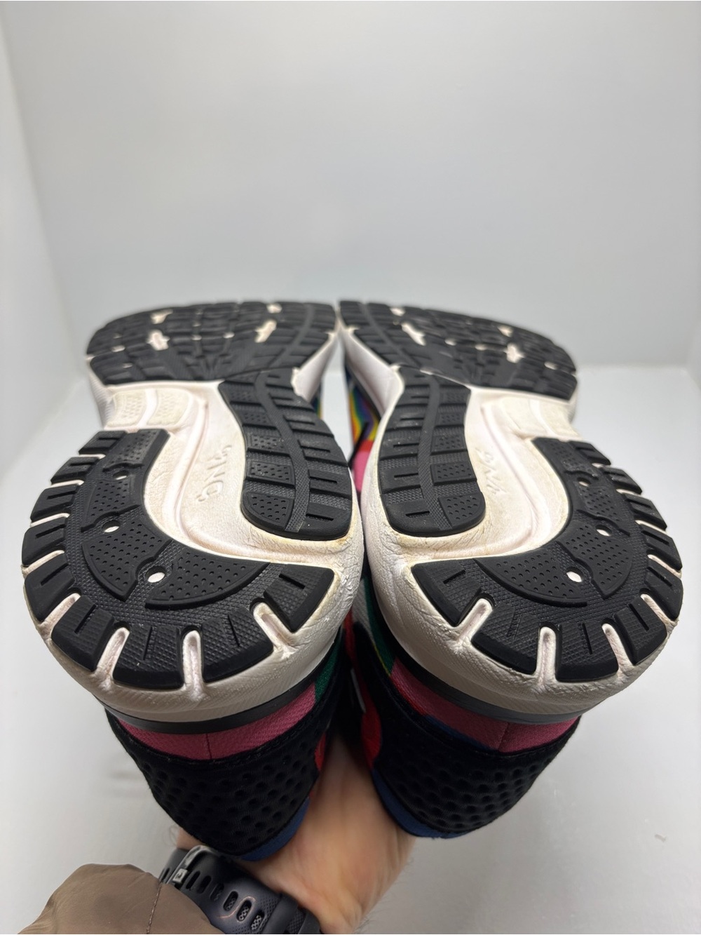 Brooks Trace 2 x Lisa Congdon Pride Running Shoes Men's 11 Multicolor Sneakers - Picture 12 of 15